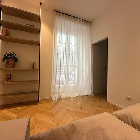 Palazzo Machiavelli Apartment *