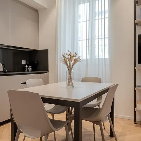 Palazzo Machiavelli Apartmán *